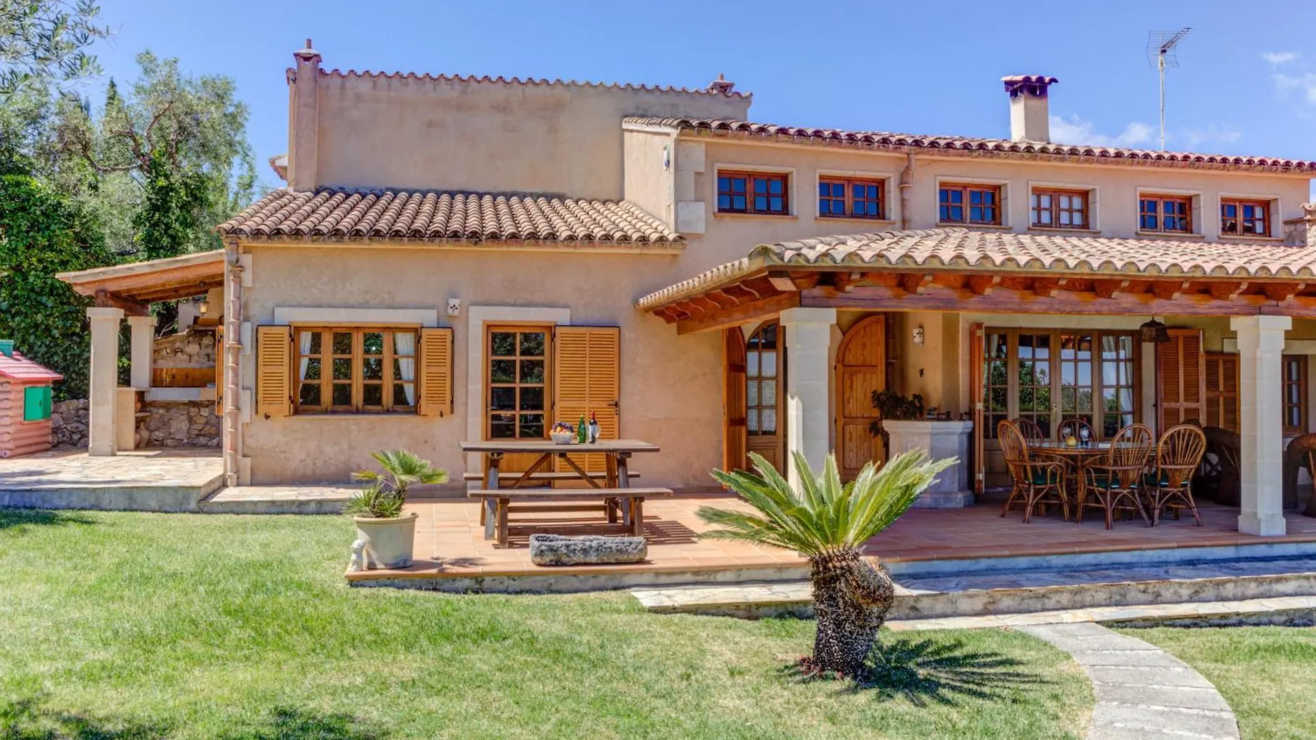 Villa Can Martin By Sealand Villas Pollenca Spain