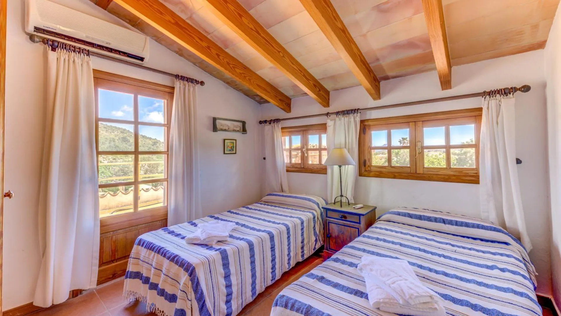 Villa Can Martin By Sealand Villas Pollenca